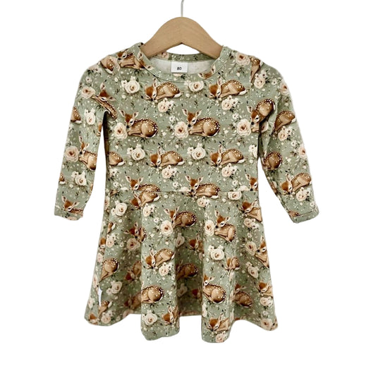 Klänning med söta rådjur