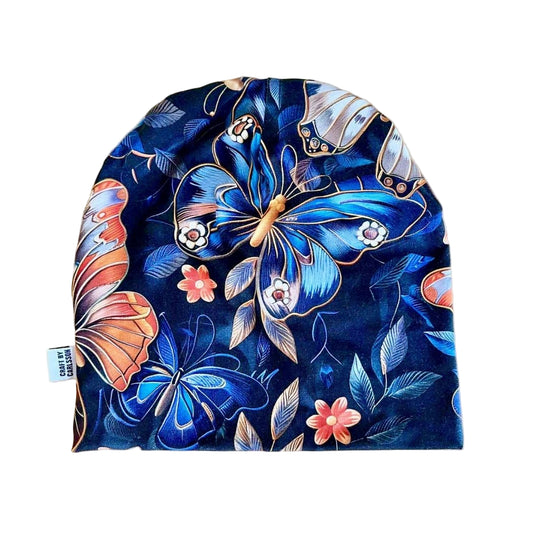 Mössa - Marinblå med fjärilar